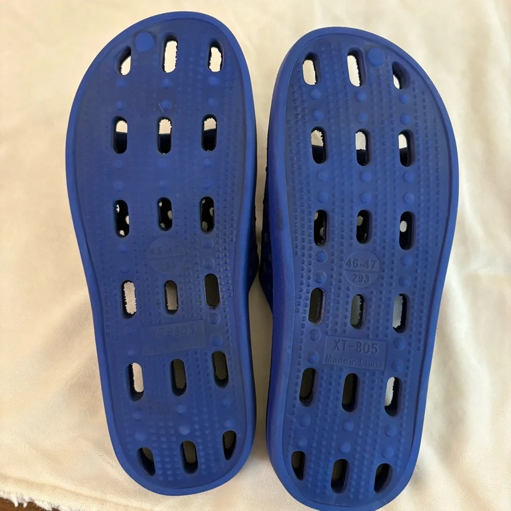 N/A comfortable blue